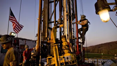 U.S. Shale Producers Lose Bid to Kill Oil Price-Fixing Case