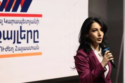 Between War and Peace: Pashinyan Discusses Possible Referendum on EU Membership in Bishkek