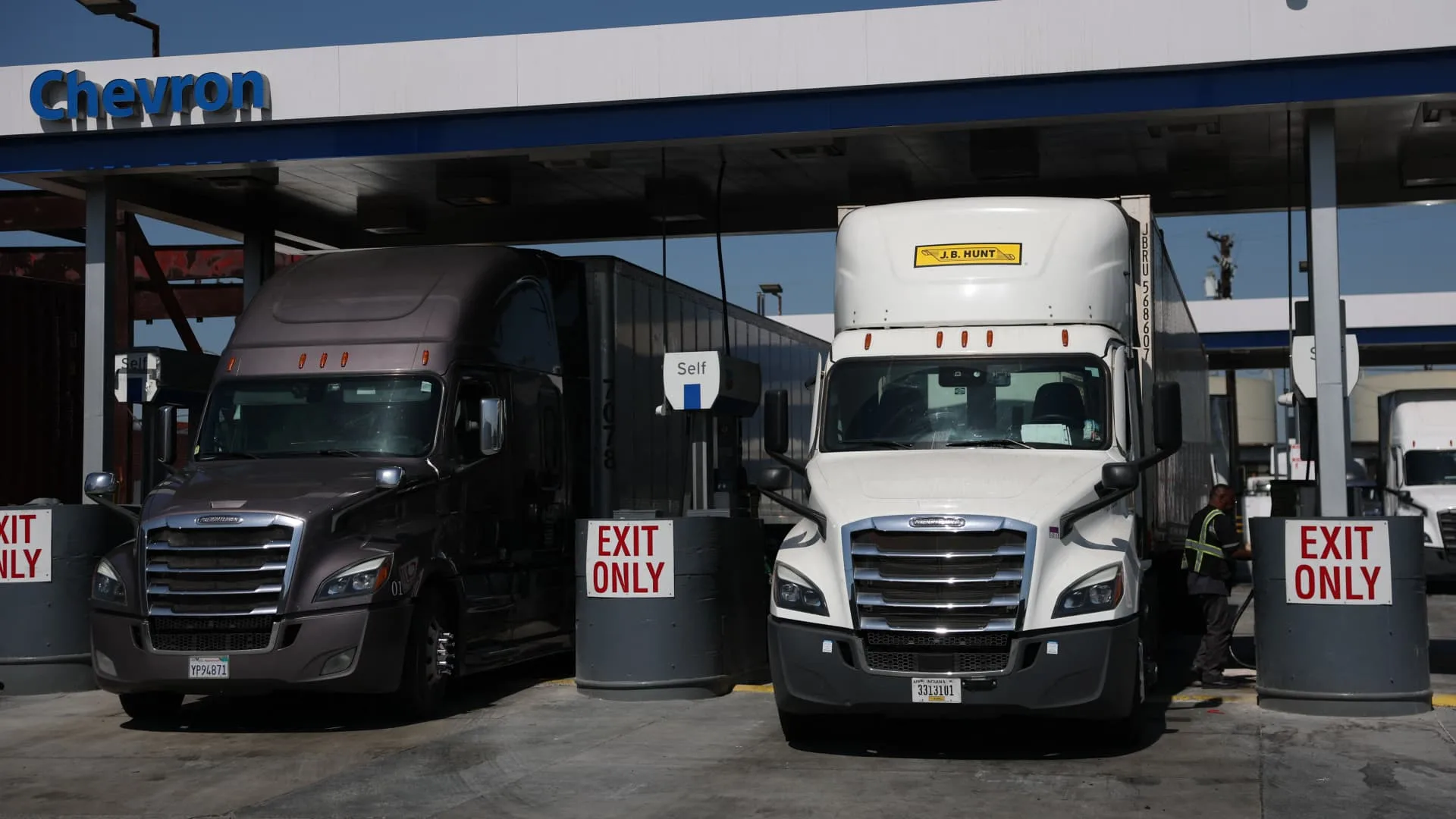 Diesel prices hit a record high, stoking inflation fears