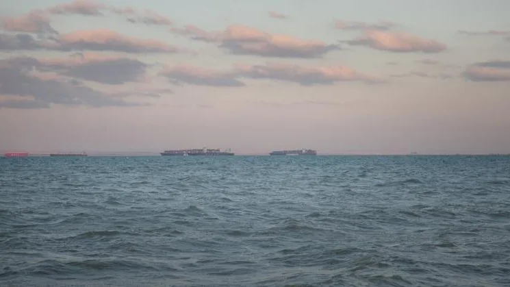Houthi Strikes Threaten Saudi Arabia’s Oil Export Bypass