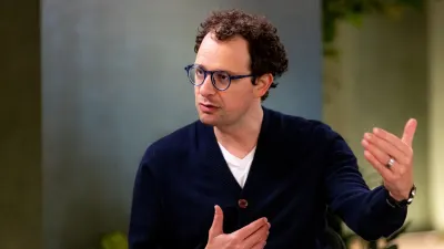 Anthropic chief proposes slowing the advance of powerful AI models