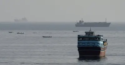 US narrows protected transit windows through Hormuz