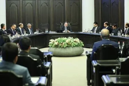 Possible gas price rise in Armenia linked to issue of Russia’s 102nd military base