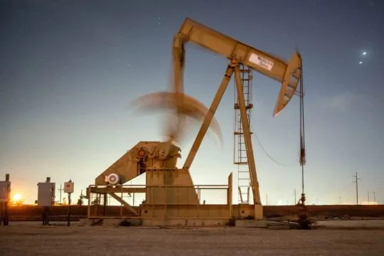 Oil prices rose in September 15 trading