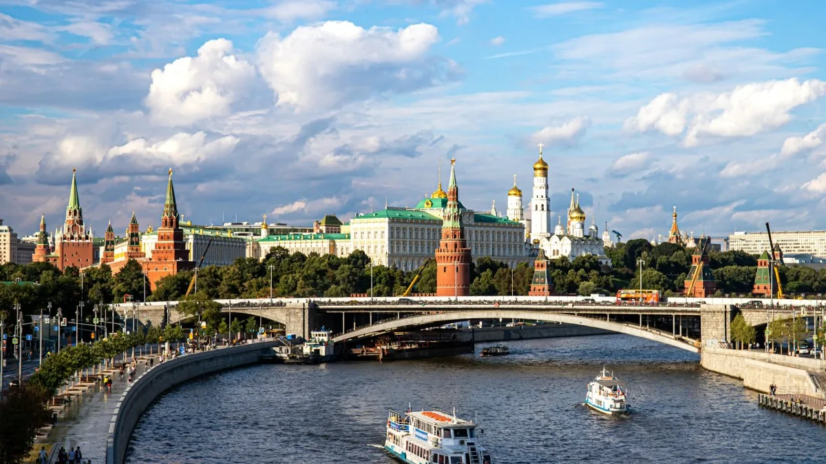 Ukraine Hits Yaroslavl Refinery as Moscow Weighs Longer Diesel Export Ban