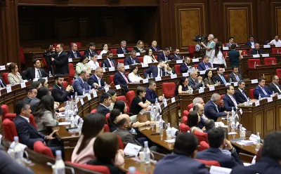 ԱԺ պատգամավորները Անկախության օրվա առթիվ 590 հազար դրամ պարգևավճար են ստացել