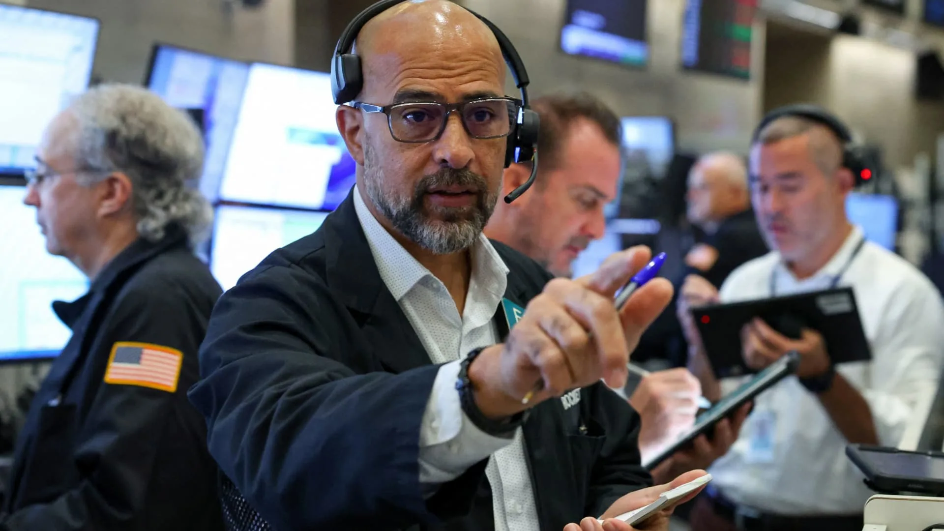 Nasdaq-ը հասել է նոր պատմական առավելագույնի, մինչ S&P 500-ը գրեթե չի փոխվել