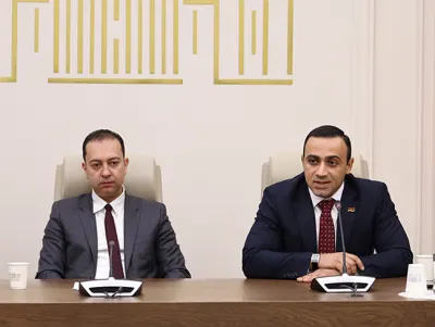 ՔՊ պատգամավորները պաշտպանում են պաշտոնյաների աշխատավարձերի բարձրացման նախագիծը