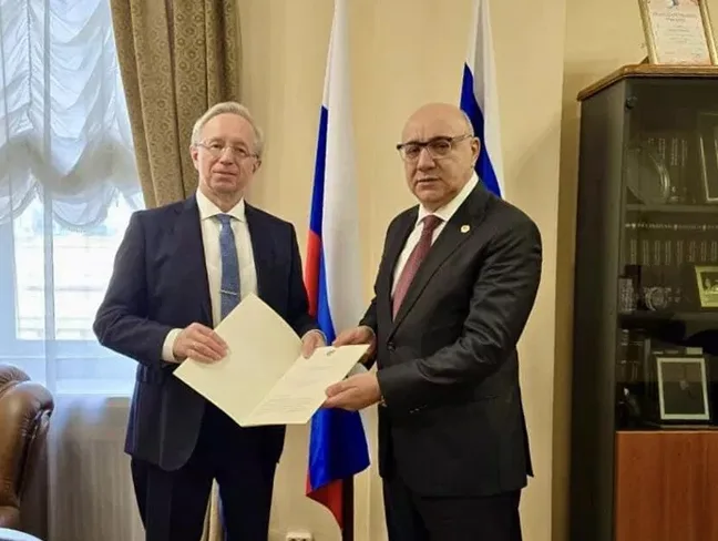 Գալուզինն ու Արսենյանը քննարկել են հայ-ռուսական հարաբերությունները
