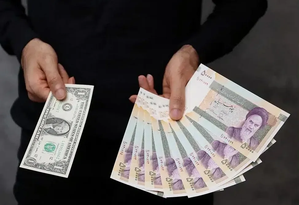 Իրանական ռիալը դոլարի նկատմամբ հասել է նոր պատմական նվազագույնի