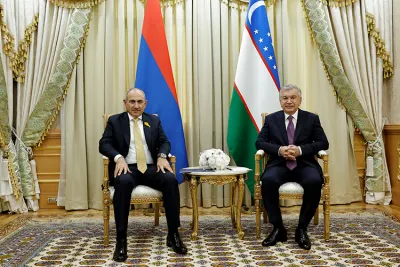 Pashinyan and Mirziyoyev discuss regional peace and trade